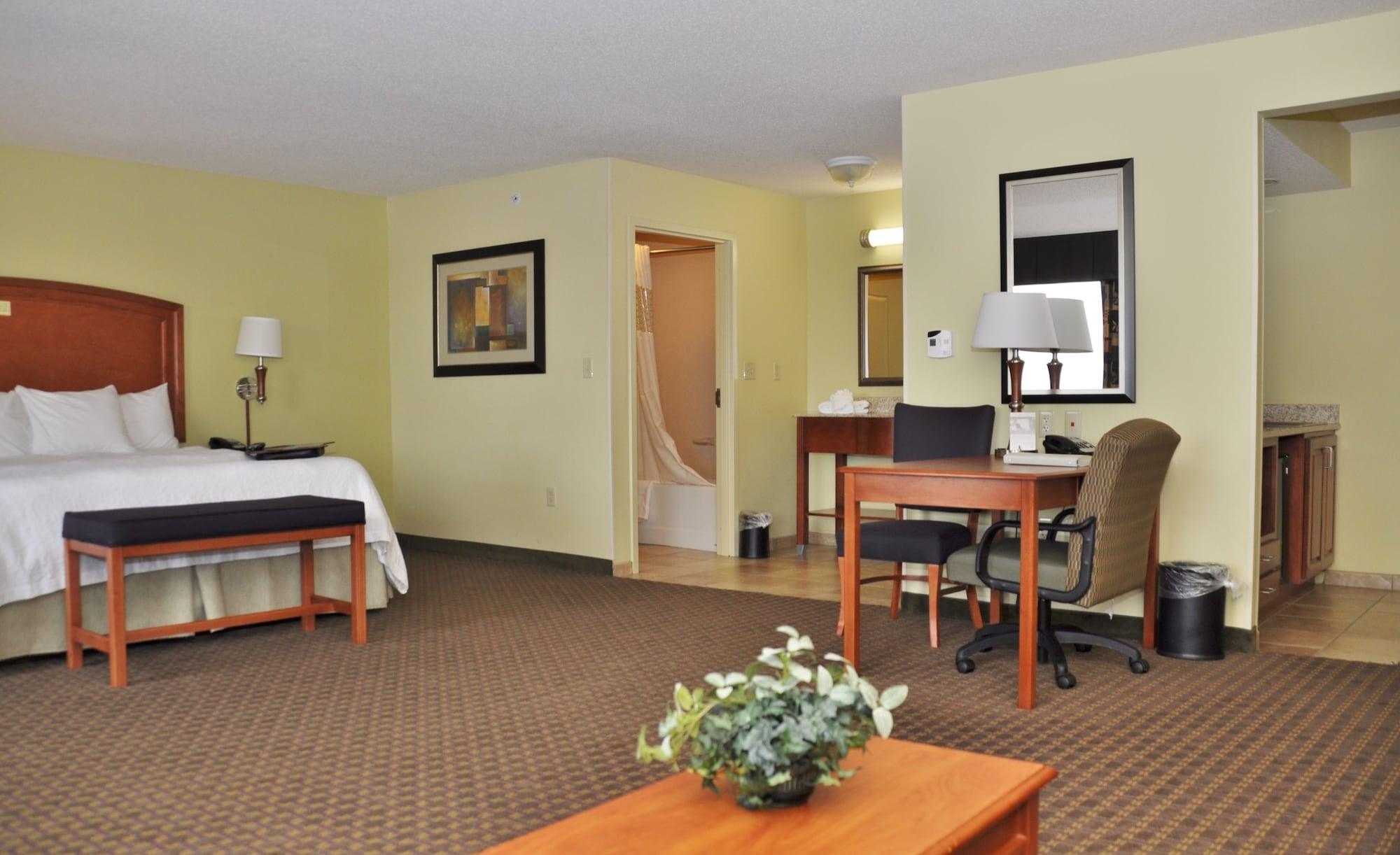 Hampton Inn Macomb Экстерьер фото