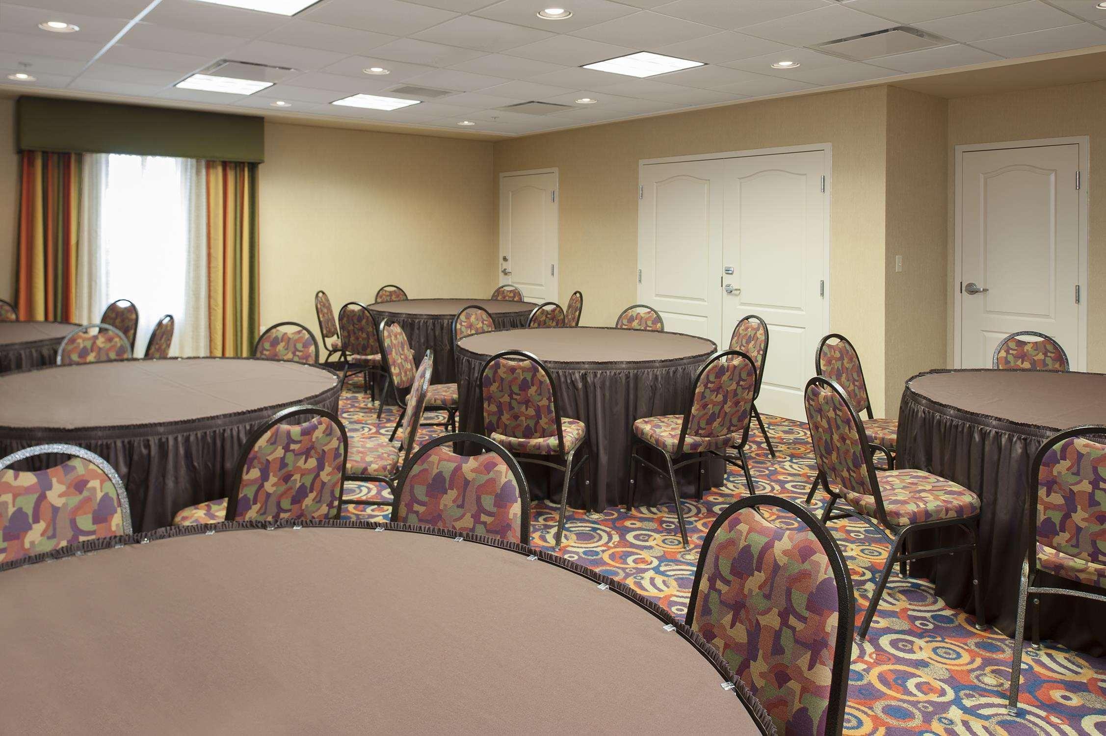 Hampton Inn Macomb Экстерьер фото