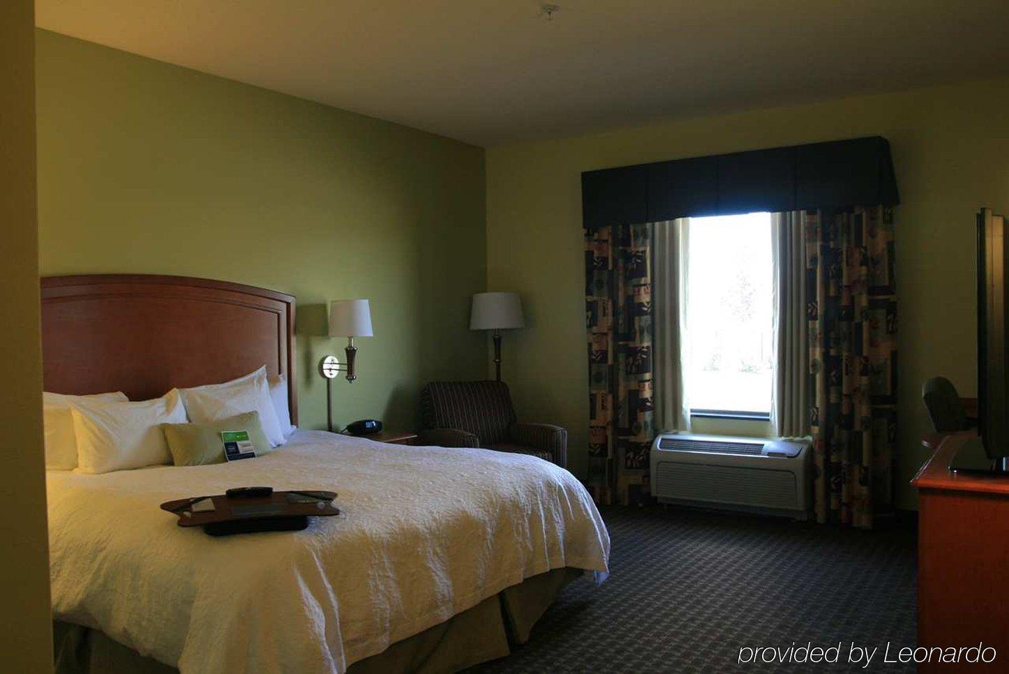 Hampton Inn Macomb Номер фото
