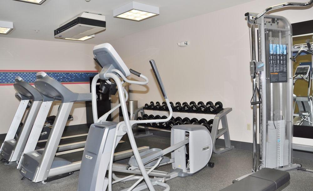 Hampton Inn Macomb Экстерьер фото